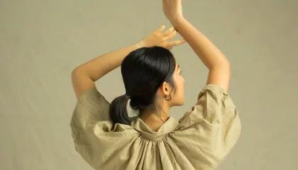 九游官网入口下载-意甲快速反击：迅雷破门，令人震撼！